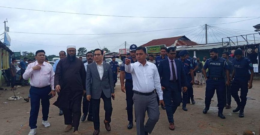 সাদাপাথরে লুটকারী কাউকে ছাড় দেওয়া হবে না : জনপ্রশাসন সচিব