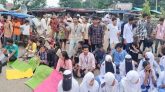 সুনামগঞ্জে দুর্ঘটনায় দুই শিক্ষার্থীসহ তিনজনের মৃত্যুর প্রতিবাদে শিক্ষার্থীদের সড়ক অবরোধ