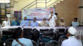 আব্দুল জব্বার জলিল ট্রাস্টের উদ্যোগে কৃত্রিম পা ও হুইল চেয়ার বিতরণ