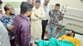 অসুস্থ যুবদল নেতা আলীর পাশে বদরুজ্জামান সেলিম