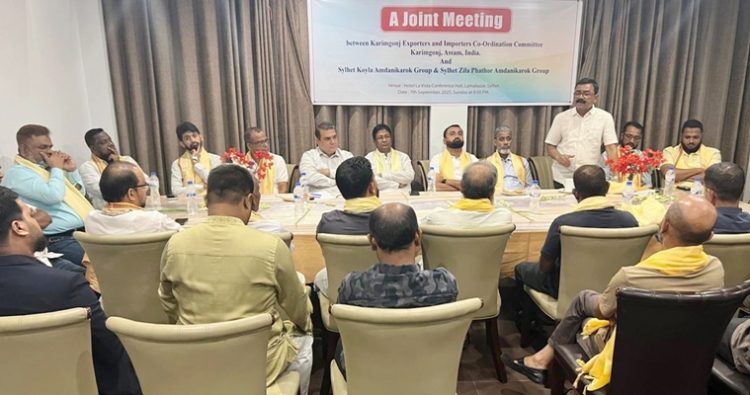 করিমগঞ্জ এক্সপোর্টার্স এন্ড ইম্পের্টার্স কো-অর্ডিনেশন কমিটির সাথে সিলেট কয়লা ও পাথর আমদানীকারকদের সভা