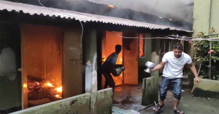 সুনামগঞ্জে গ্যাসের চুলায় কাপড় শুকাতে গিয়ে ভয়াবহ অগ্নিকাণ্ড