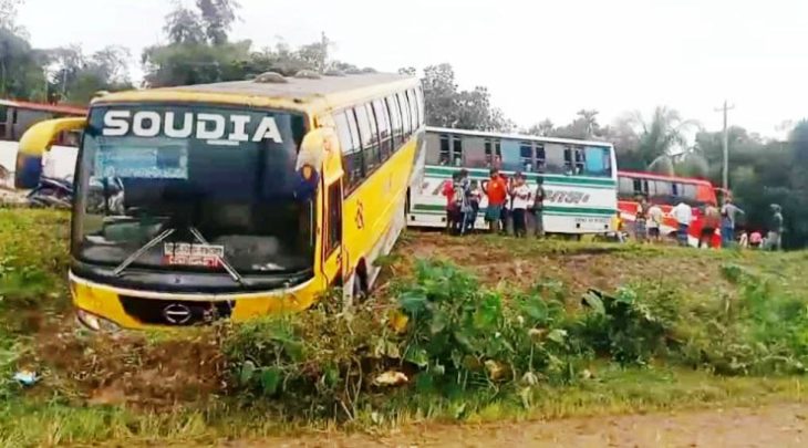 হবিগঞ্জে পৃথক সড়ক দুর্ঘটনায় মা-ছেলেসহ নিহত ৪