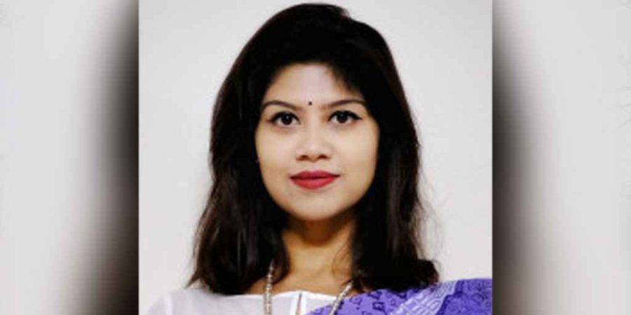 ৩৮ লাখ টাকা ঘুষ নেওয়ার অভিযোগে কর কর্মকর্তা মিতু বরখাস্ত