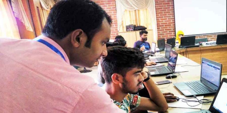 ৪৮ জেলায় বিনা মূল্যে ফ্রিল্যান্সিং প্রশিক্ষণ, থাকবে ভাতা