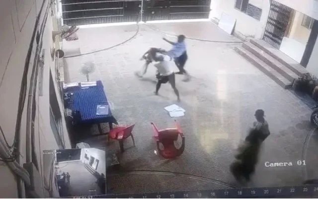 ত্রিপুরায় কারারক্ষীকে পিটিয়ে জেল থেকে পালাল বাংলাদেশিসহ ৬ বন্দি