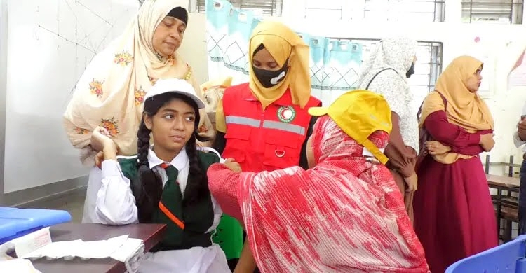 সারাদেশে টাইফয়েডের টিকাদান শুরু