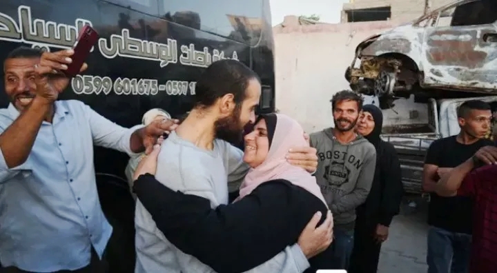 ৩ হাজার ৭০০ ফিলিস্তিনিকে মুক্তি দিল ইসরাইল