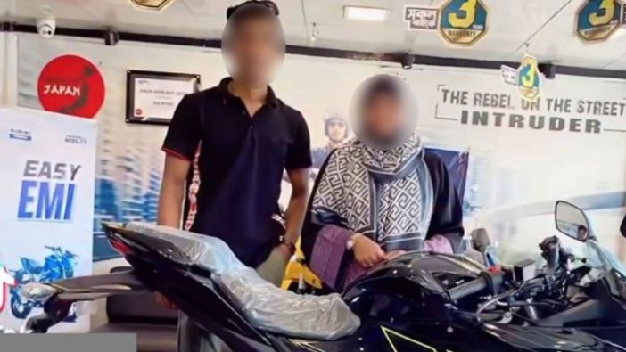 জাতীয় পরিচয়পত্রে যে তথ্য পাওয়া গেছে গ্রেপ্তার পর্নো-তারকা যুগলের