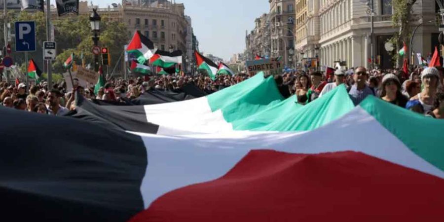 গাজায় যুদ্ধ বন্ধের দাবিতে ইউরোপজুড়ে বিক্ষোভ, লন্ডনে গ্রেপ্তার ৫০০