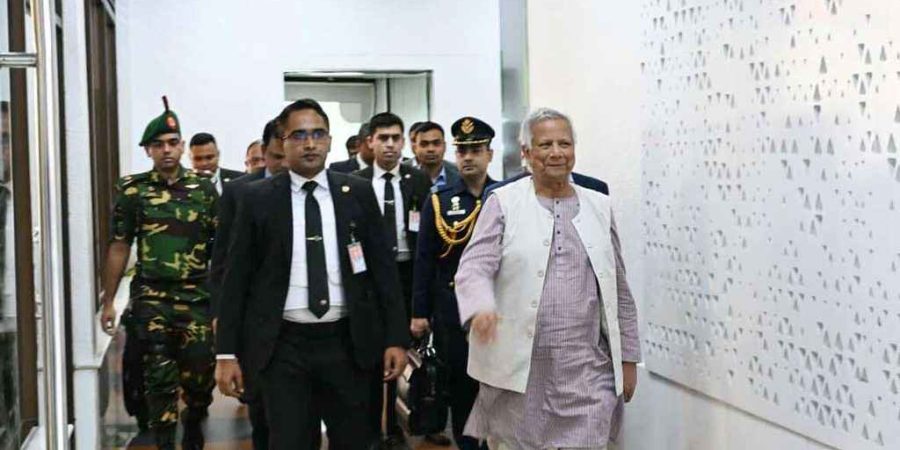 যুক্তরাষ্ট্র সফর শেষে দেশে ফিরেছেন প্রধান উপদেষ্টা