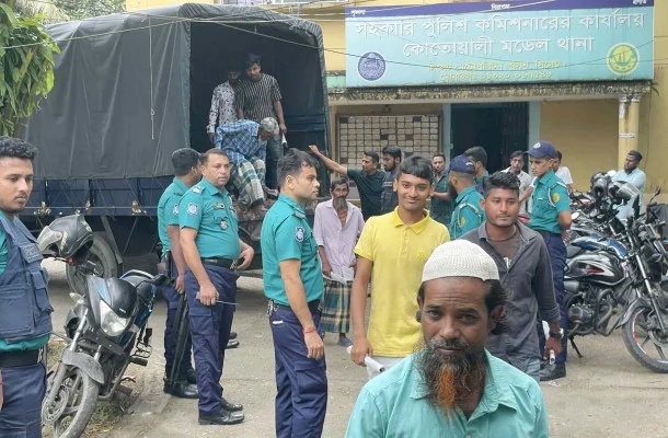 সিলেটে বাসদ কার্যালয় থেকে ২২ নেতাকর্মী আটক
