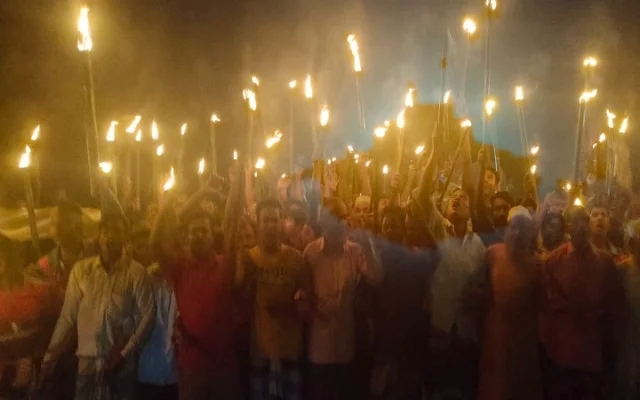 সিলেট-৪ আসনে আব্দুল হাকিম চৌধুরীর সমর্থনে মশাল মিছিল