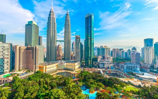 বাংলাদেশিদের জন্য মালয়েশিয়ার বড় সুখবর