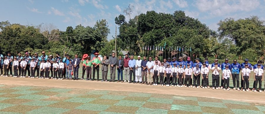 কমলগঞ্জে রেমিট্যান্স যোদ্ধা আন্তঃজেলা কাপ ক্রিকেট টূর্নামেন্টের উদ্বোধন