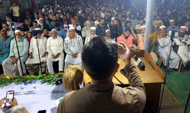 মুরব্বিদের হাতেই সালিশি ব্যবস্থা ফিরিয়ে দেয়া হবে : খন্দকার মুক্তাদির