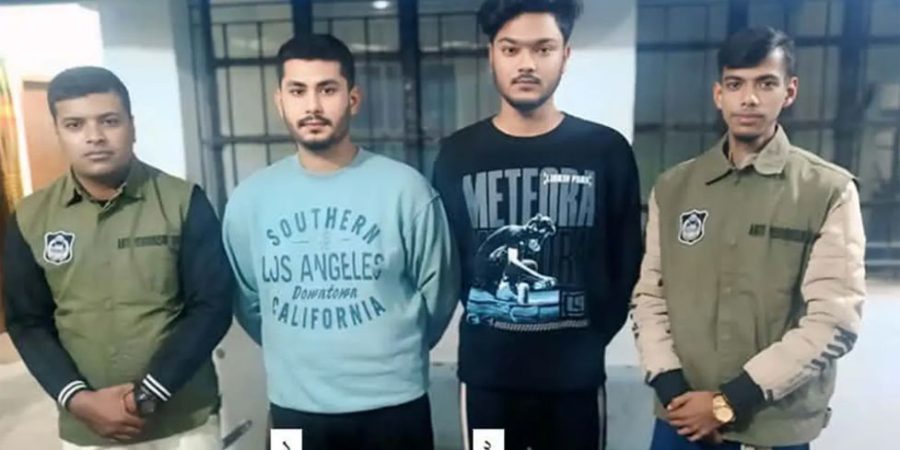 প্রেমের সম্পর্ক করে নগ্ন ভিডিও ধারণ, গ্রেপ্তার ২