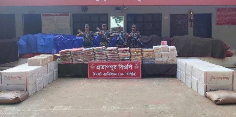 সিলেট সীমান্তে ৯০ লাখ টাকার ভারতীয় চোরাচালান পণ্য জব্দ