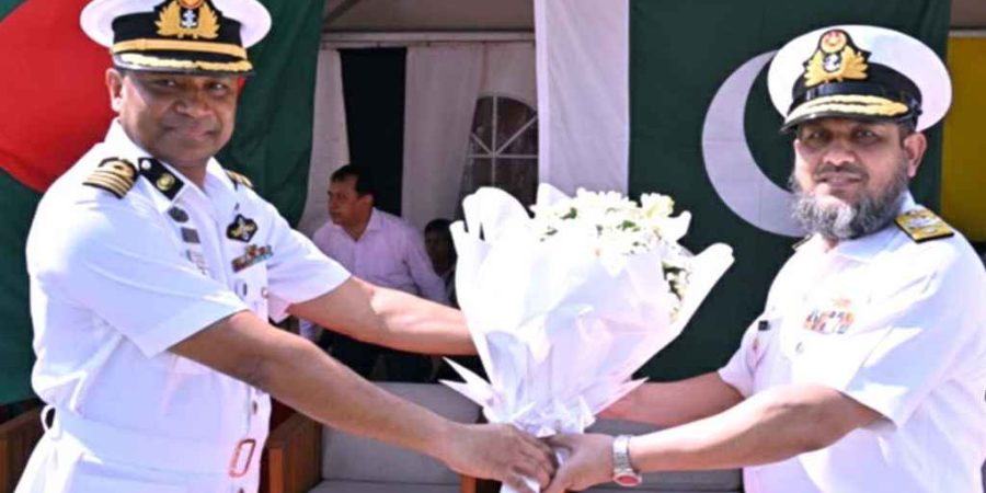 চট্টগ্রাম বন্দরে এলো পাকিস্তান নৌবাহিনীর জাহাজ