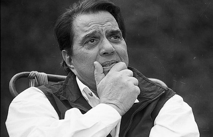 কিংবদন্তি বলিউড অভিনেতা ধর্মেন্দ্র আর নেই