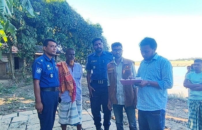কুশিয়ারা নদীতে অবৈধ বালু উত্তোলনে ৩ লাখ টাকা জরিমানা
