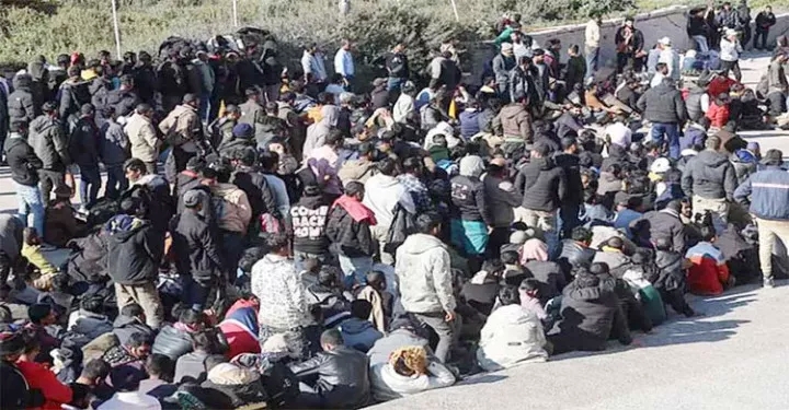 গ্রিস উপকূলে নৌকা থেকে ৪৩৭ জন বাংলাদেশি অভিবাসী উদ্ধার