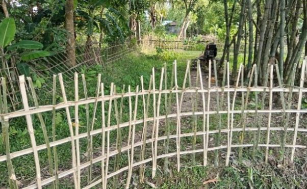 কমলগঞ্জে যাতায়াতের রাস্তায় চলাচলে বাঁধা, প্রতীকার দাবি