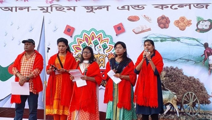 পিঠা উৎসবে মুক্তাক্ষরের আবৃত্তি পরিবেশন