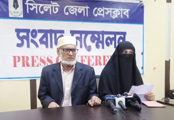 ফেঞ্চুগঞ্জে সম্পত্তি গ্রাসে ভাইকে বাড়ি ছাড়া করলেন লন্ডন প্রবাসী