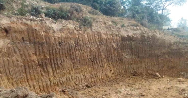 জাফলংয়ে নদী পাড়ে বালু চাপায় শ্রমিকের মৃত্যু