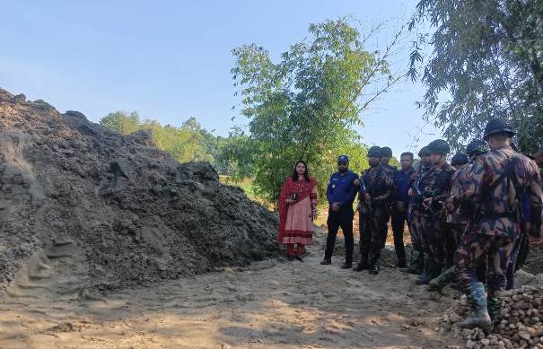জৈন্তাপুরে সাড়ে ১৬ হাজার ঘনফুট বালু জব্দ, নিলামে বিক্রয়