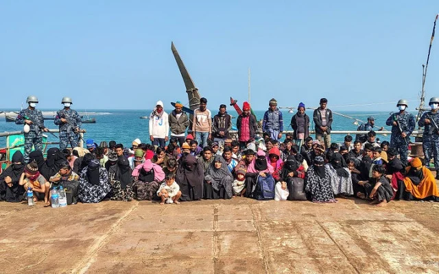 সমুদ্রপথে বিদেশে গমনকালে ২৭৩ জন উদ্ধার, ১০ দালাল আটক