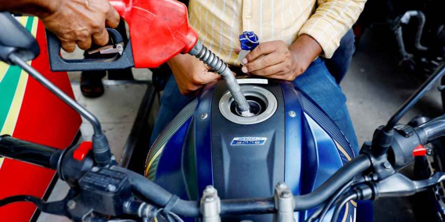 নকল পেট্রোল চিনবেন যেভাবে