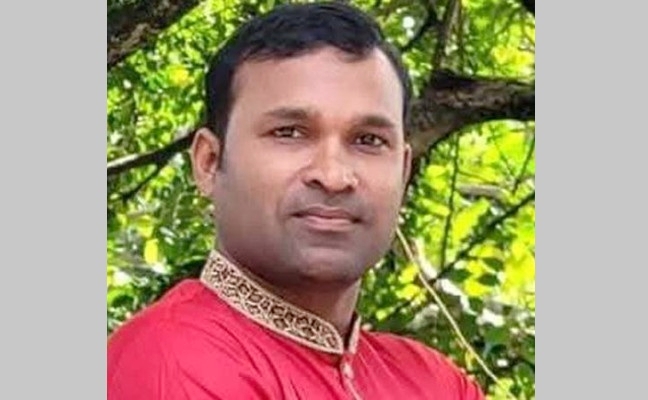 মহিষ ছিনতাইকালে গ্রেপ্তার হওয়া স্বেচ্ছাসেবক দল নেতা টিটন মল্লিককে বহিষ্কার