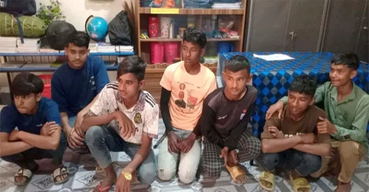 হবিগঞ্জে জাল ভোট দেওয়ার চেষ্টা, ৭ কিশোর আটক