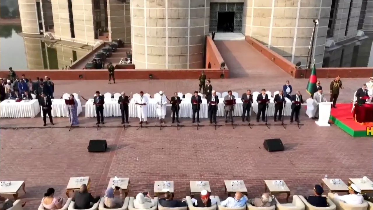 মন্ত্রীদের শপথ গ্রহণ অনুষ্ঠিত