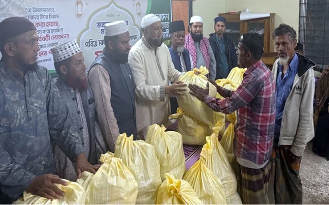 সিলেটে জামায়াতের রামাদ্বান ফুডপ্যাক বিতরণ