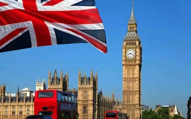 দ্বৈত নাগরিকদের জন্য নতুন নিয়ম করলো যুক্তরাজ্য