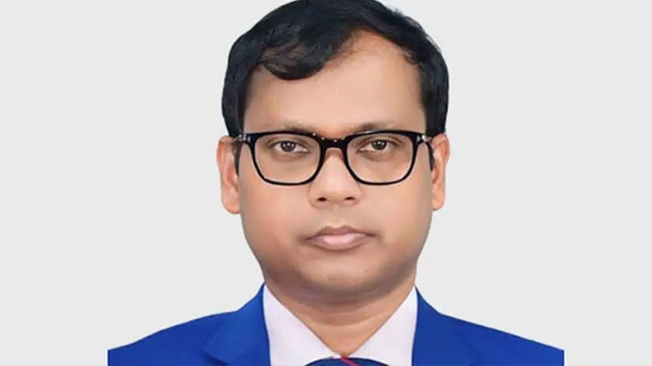 সিলেটে চাঁদাবাজদের ছাড় নেই : ডিসি সারওয়ার