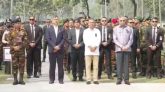 শহীদ সেনা দিবসঃ বনানীতে শহীদদের প্রতি রাষ্ট্রপতি ও প্রধানমন্ত্রীর শ্রদ্ধা