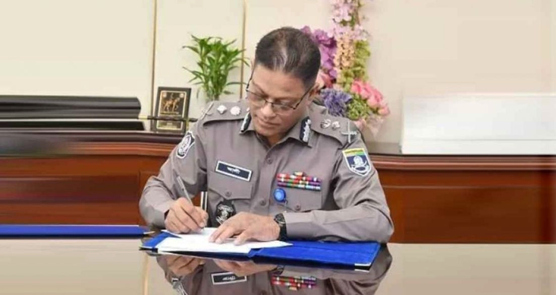 জামিন পাওয়া ‘অপরাধীরা’ প্রতি সপ্তাহে ওসির কাছে হাজিরা দেবেন : আইজিপি