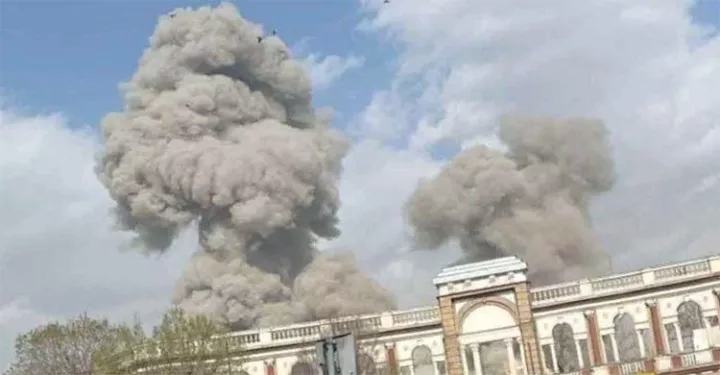 খামেনির কার্যালয়ের সামনে বিস্ফোরণ