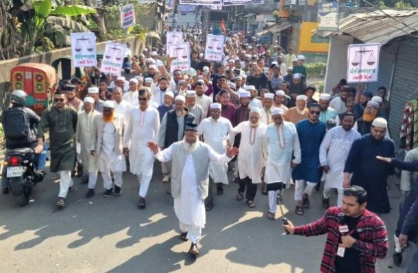 লামাপাড়া এলাকায় দাঁড়িপাল্লা মার্কার সমর্থনে গণসংযোগ