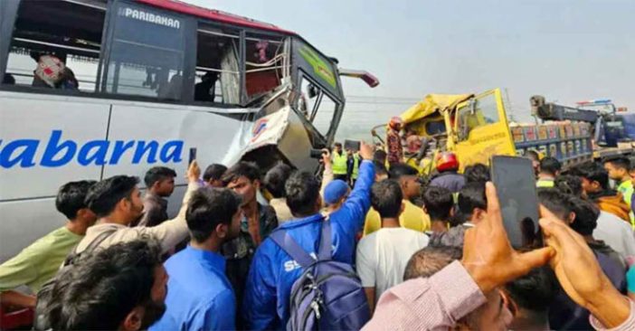 জানুয়ারি মাসে সড়কে ঝরল ৪৮৭ প্রাণ, মোটরসাইকেল দুর্ঘটনায় নিহত ১৯৬