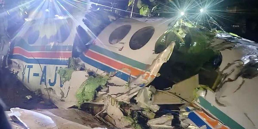 ৭ আরোহী নিয়ে ভারতে এয়ার অ্যাম্বুলেন্স বিধ্বস্ত