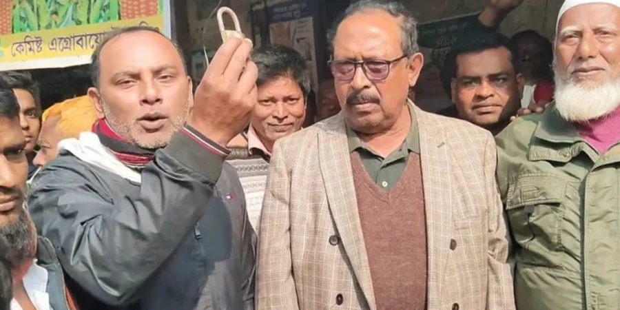 আ.লীগের অফিস খুলে দিলেন বিএনপি নেতা!