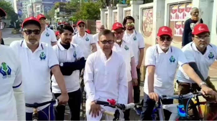 খন্দকার আব্দুল মুক্তাদির’র সমর্থনে সাইকেল র‌্যালী অনুষ্ঠিত