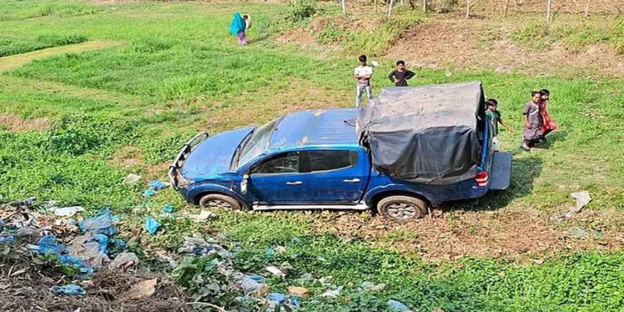 প্রতিমন্ত্রীকে গার্ড অব অনার দিতে যাওয়ার পথে গাড়ি উল্টে ৮ পুলিশ আহত