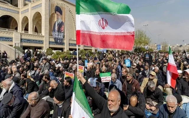 নতুন নেতা মোজতবা খামেনির সমর্থনে ইরানে ব্যাপক শোভাযাত্রা