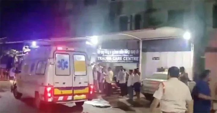 হাসপাতালের আইসিইউতে ভয়াবহ আগুন, ১০ রোগীর মৃত্যু